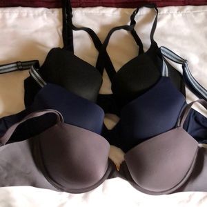 Victoria’s Secret Bras 32DD (Lot of 3)
